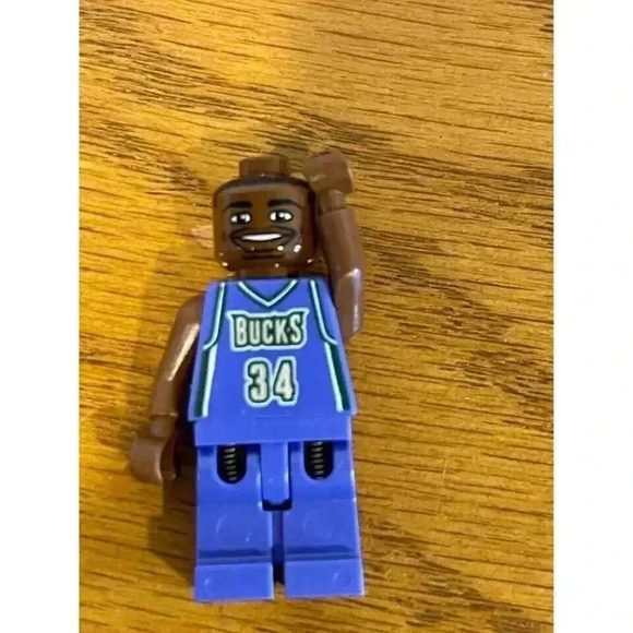 Lego/Upper Deck/NBA Ray‎ Allen # 34 Bucks Lego 2002 Authentic in case - Picture 4 of 4